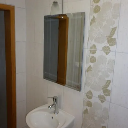 Orchid Daire
